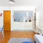 Apartment Bela Vista In Velha Almada