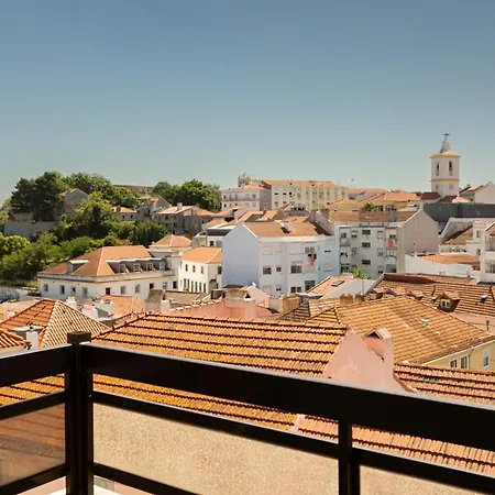 Apartment Bela Vista In Velha Almada